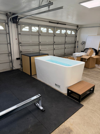 RevX X Tub Acrylic Cold Plunge with LUX 1.5 HP Chiller and Filtration System
