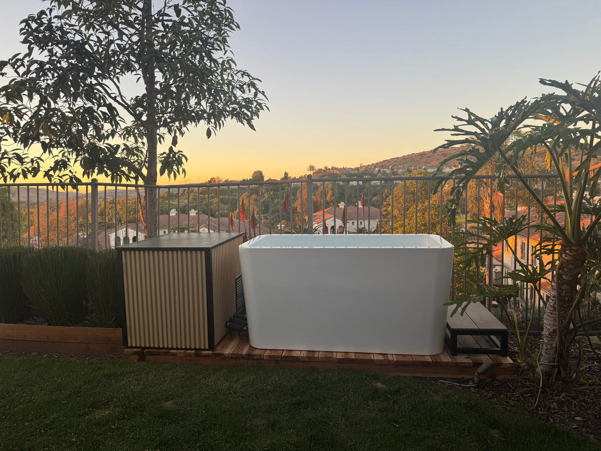 RevX X Tub Acrylic Cold Plunge with LUX 1.5 HP Chiller and Filtration System